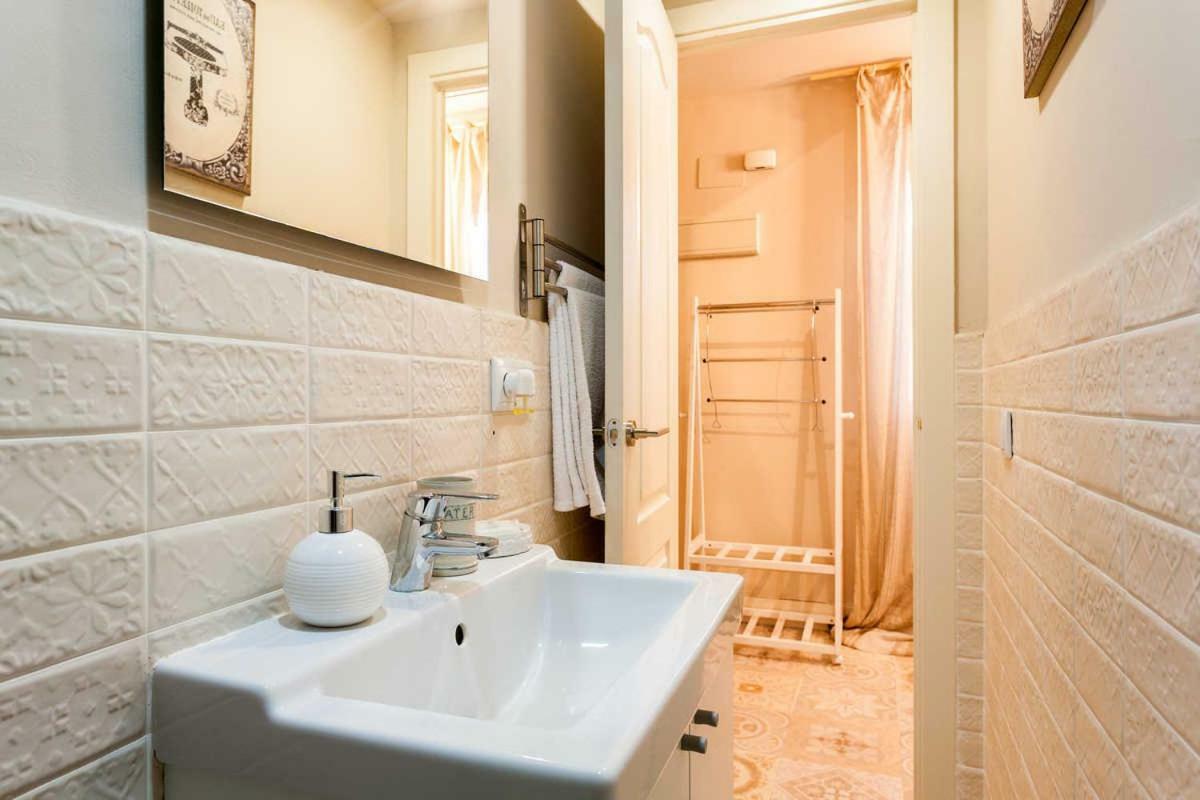 Precioso Apartamento En Pleno Centro Con Wifi Valencia Buitenkant foto
